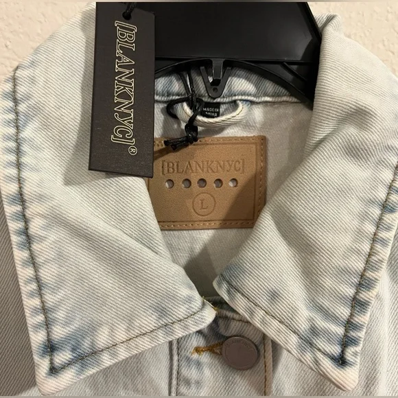 🍂 Blank NYC Denim Knit-Sleeve Jacket - Cozy & Chic!🍂 Size Large BRAND NEW - Picture 8 of 8